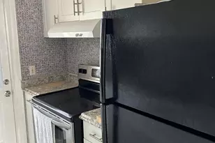 1050 E Sample Rd, Pompano Beach, FL 33064 - Photo 2