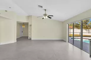 13400 NW 5th Ct, Plantation, FL 33325 - Photo 14