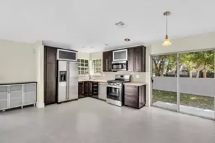 13400 NW 5th Ct, Plantation, FL 33325 - Photo 16