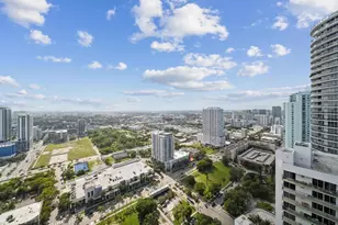 1750 N Bayshore Dr, Miami, FL 33132 - Photo 14