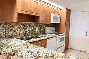 3111 NE 51st St, Fort Lauderdale, FL 33308 - Photo 10