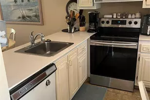 4801 Martinique Pl, Pompano Beach, FL 33066 - Photo 4