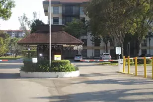 5570 NW 44th St, Lauderhill, FL 33319 - Photo 22