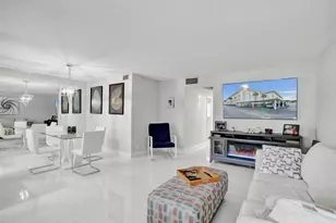 804 SE 7th St, Deerfield Beach, FL 33441 - Photo 28