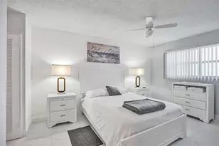 804 SE 7th St, Deerfield Beach, FL 33441 - Photo 14