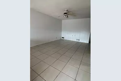 2050 NE 39th Street #312E, Pompano Beach, FL 33064 - Photo 10