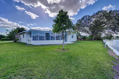 9807 NW 67th Court, Tamarac, FL 33321 - Photo 34