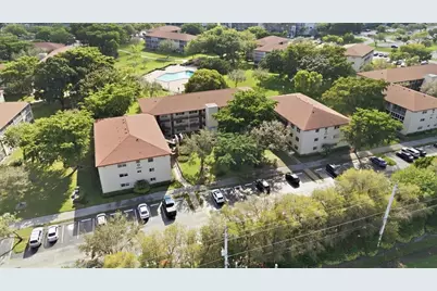 13300 SW 1st Street #206o, Hollywood, FL 33027 - Photo 2