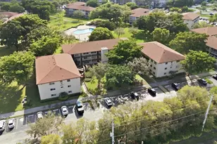 13300 SW 1st St, Pembroke Pines, FL 33027 - Photo 2