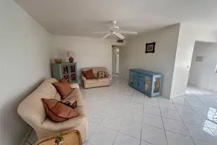 200 Mansfield E Unit, Boca Raton, FL 33434 - Photo 6