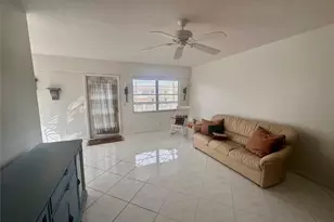 200 Mansfield E Unit, Boca Raton, FL 33434 - Photo 8