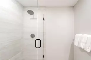 580 72nd St, Miami Beach, FL 33141 - Photo 24