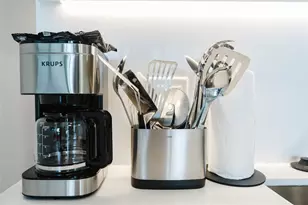 580 72nd St, Miami Beach, FL 33141 - Photo 12