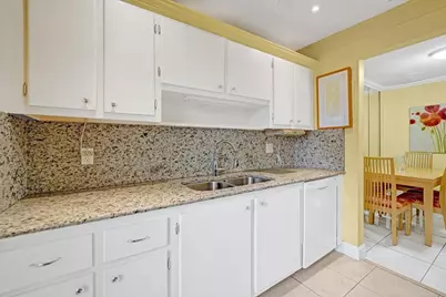 2500 NE 9th Street #110, Fort Lauderdale, FL 33304 - Photo 12