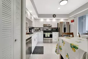 1401 SW 128th Terrace, Pembroke Pines, FL 33027 - Photo 4