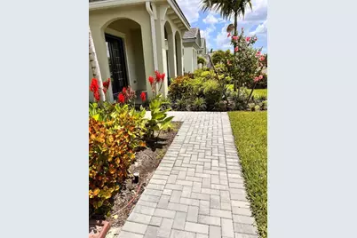 15131 Courtland Court, Loxahatchee, FL 33470 - Photo 2