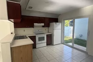 9929 NW 9th Ct, Plantation, FL 33324 - Photo 10