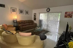 3053 N Oakland Forest Dr, Oakland Park, FL 33309 - Photo 6