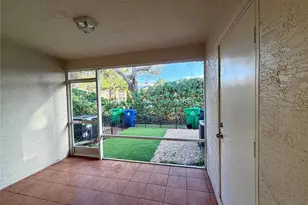 9914 NW 56th Pl, Coral Springs, FL 33076 - Photo 4