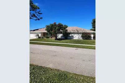 4811 Dorchester Mews, Haverhill, FL 33415 - Photo 2