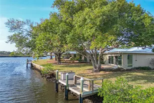 11603 W Bayshore Dr, Crystal River, FL 34429 - Photo 60