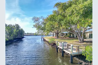 11603 W Bayshore Drive #118, Crystal River, FL 34429 - Photo 4