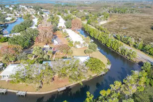 11603 W Bayshore Dr, Crystal River, FL 34429 - Photo 70