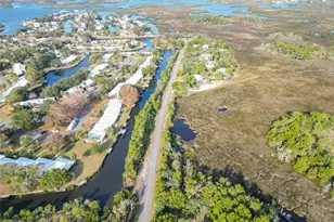 11603 W Bayshore Dr, Crystal River, FL 34429 - Photo 72