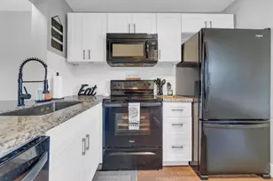 5501 Lakeside Dr, Margate, FL 33063 - Photo 2