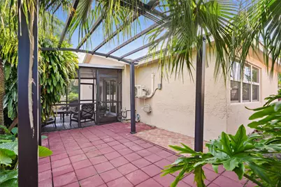 417 SE 4th Street, Dania Beach, FL 33004 - Photo 12