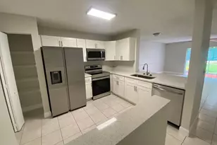 9764 Kamena Cir, Boynton Beach, FL 33436 - Photo 4