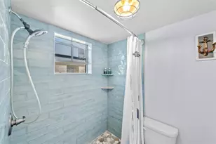 1035 Lake Shore Dr, Lake Park, FL 33403 - Photo 14