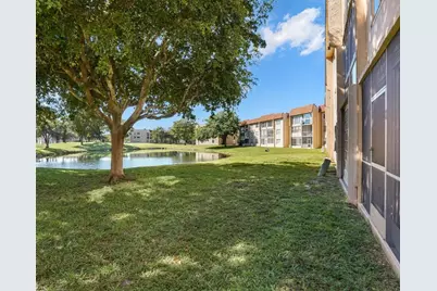 9281 Sunrise Lakes Boulevard #101, Sunrise, FL 33322 - Photo 30