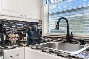 9281 Sunrise Lakes Blvd, Sunrise, FL 33322 - Photo 12