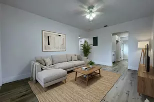 1774 Lauderdale Manor Dr, Fort Lauderdale, FL 33311 - Photo 4