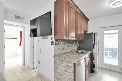 1814 NE 53rd Court, Pompano Beach, FL 33064 - Photo 8