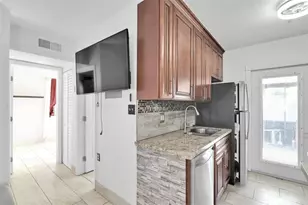 1814 NE 53rd Ct, Pompano Beach, FL 33064 - Photo 8