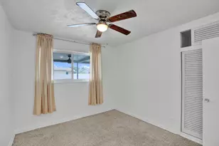 731 SW 71st Terrace, Pembroke Pines, FL 33023 - Photo 14