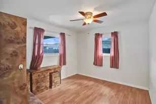 731 SW 71st Terrace, Pembroke Pines, FL 33023 - Photo 24
