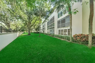 1901 Bermuda Circle #H4, Pompano Beach, FL 33066 - Photo 18