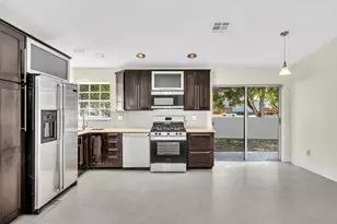 13400 NW 5th Ct, Plantation, FL 33325 - Photo 16