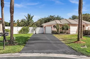 13400 NW 5th Ct, Plantation, FL 33325 - Photo 2