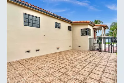8020 SW 19th Street, Miami, FL 33155 - Photo 6