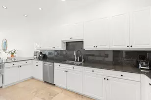 2739 NE 15th St, Fort Lauderdale, FL 33304 - Photo 14