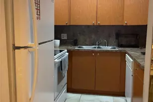 6201 N Falls Cir Dr, Lauderhill, FL 33319 - Photo 26