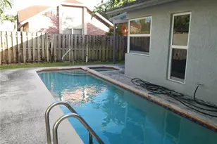 7921 NW 4th St, Plantation, FL 33324 - Photo 16