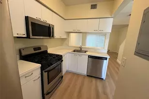 7835 Dixie Beach Cir, Tamarac, FL 33321 - Photo 4