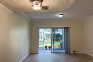 7835 Dixie Beach Cir, Tamarac, FL 33321 - Photo 10