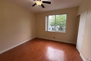 7835 Dixie Beach Cir, Tamarac, FL 33321 - Photo 8