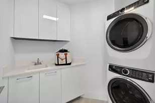 153 N Seabreeze Blvd, Fort Lauderdale, FL 33304 - Photo 20